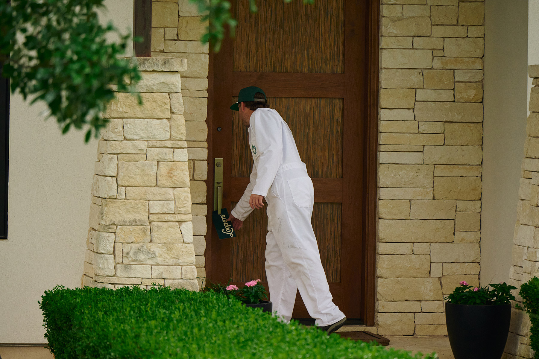 lawn care tech door hanger service
