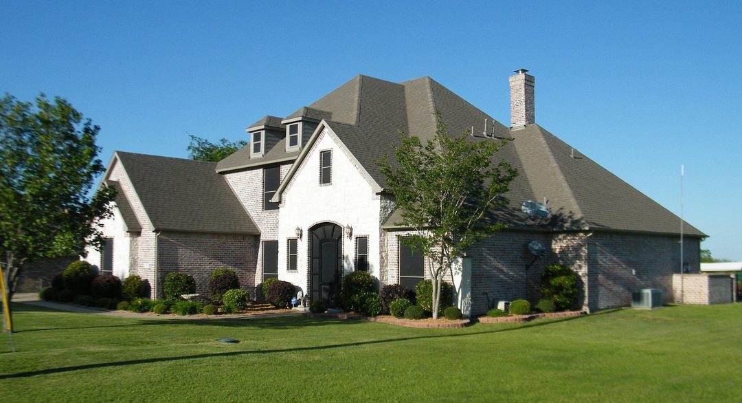 How quality landscaping and lawn care can increase your home value by 10-20%